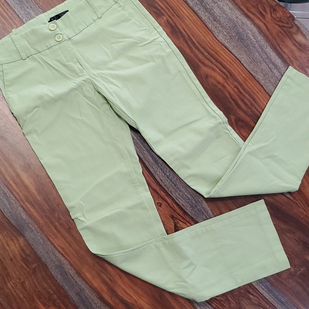 MUST HAVE PANTS